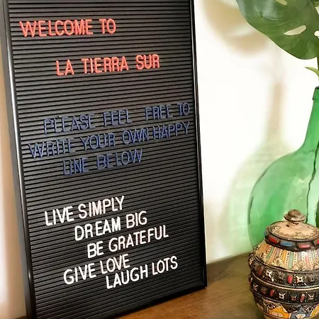 La Tierra Sur Center * Malaga